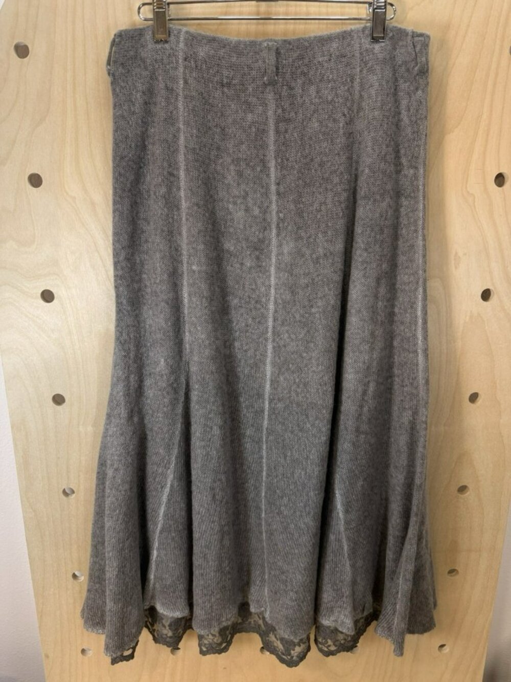 Soft Surroundings Gray Knit Flare Skirt Lace Hem Midi Size Petite XS Lined - Picture 8 of 11
